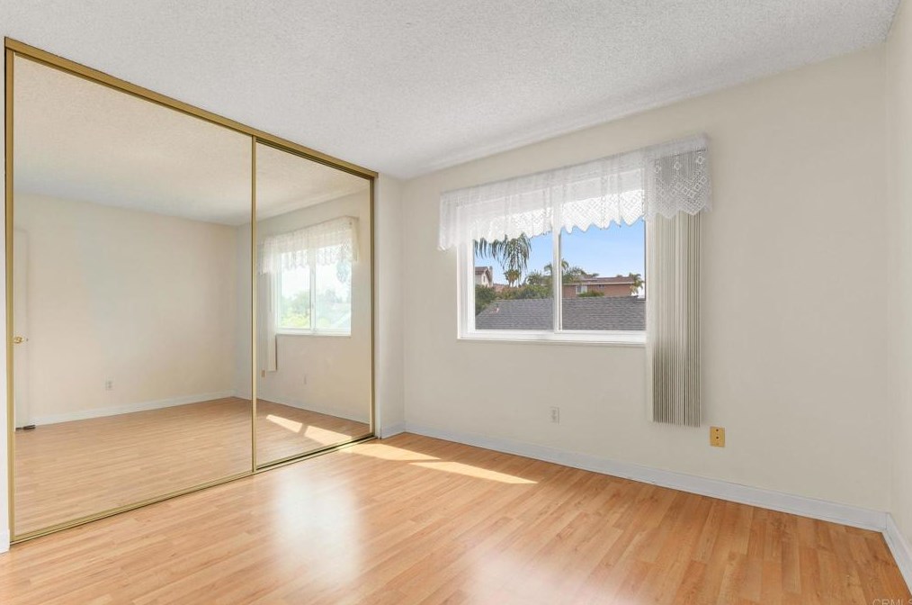 171 Camino Vista Real, Chula Vista CA  91910-6260 exterior