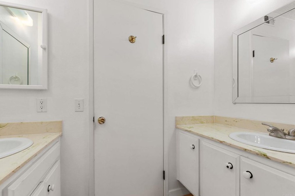 171 Camino Vista Real, Chula Vista CA  91910-6260 exterior