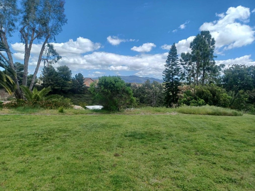 1925 Otay Lakes Rd, Chula Vista CA  91913-3103 exterior