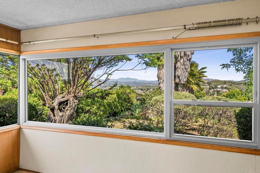 9140 Paradise Park Dr, Lakeside CA  92040-3615 exterior