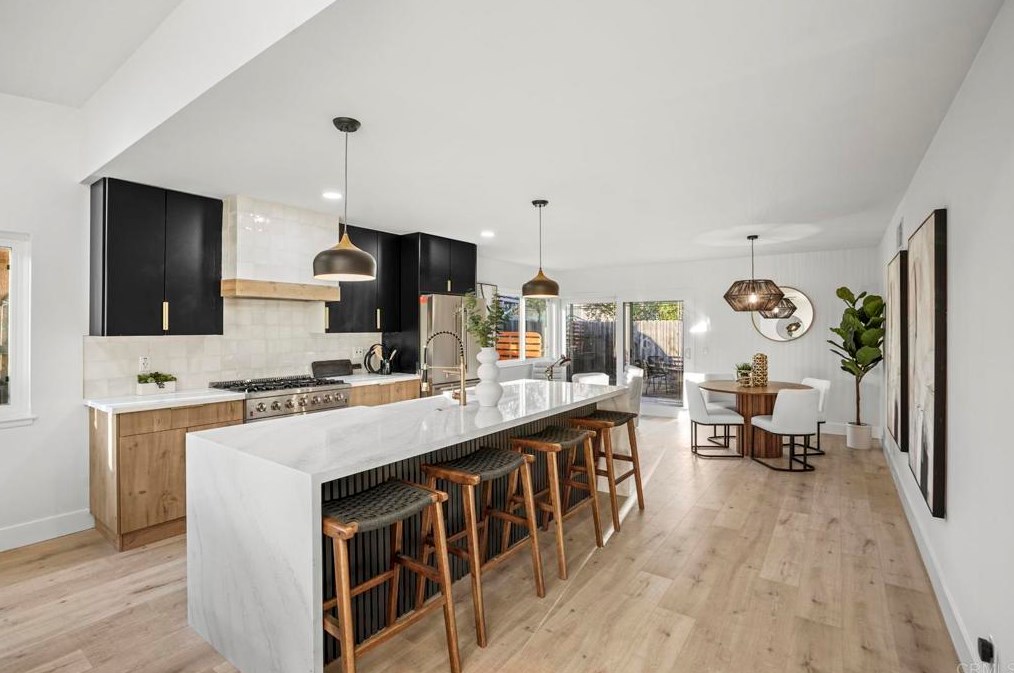 11303 Calle Jalapa, San Diego CA  92126-1215 exterior