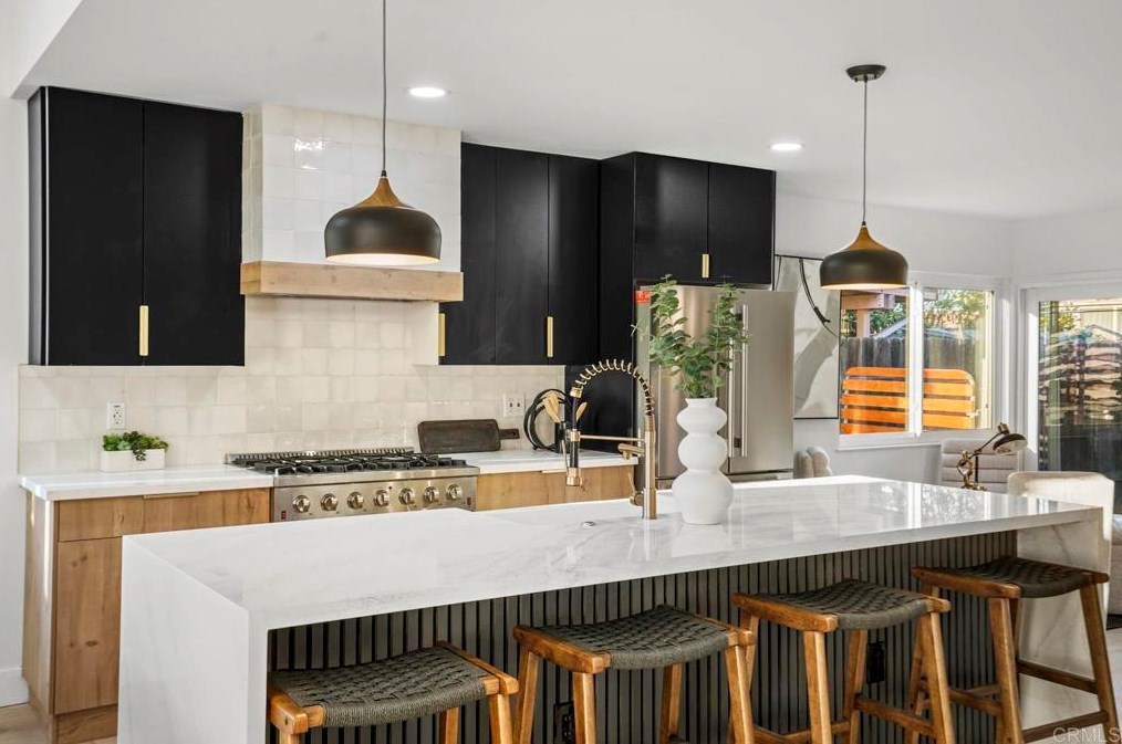 11303 Calle Jalapa, San Diego CA  92126-1215 exterior