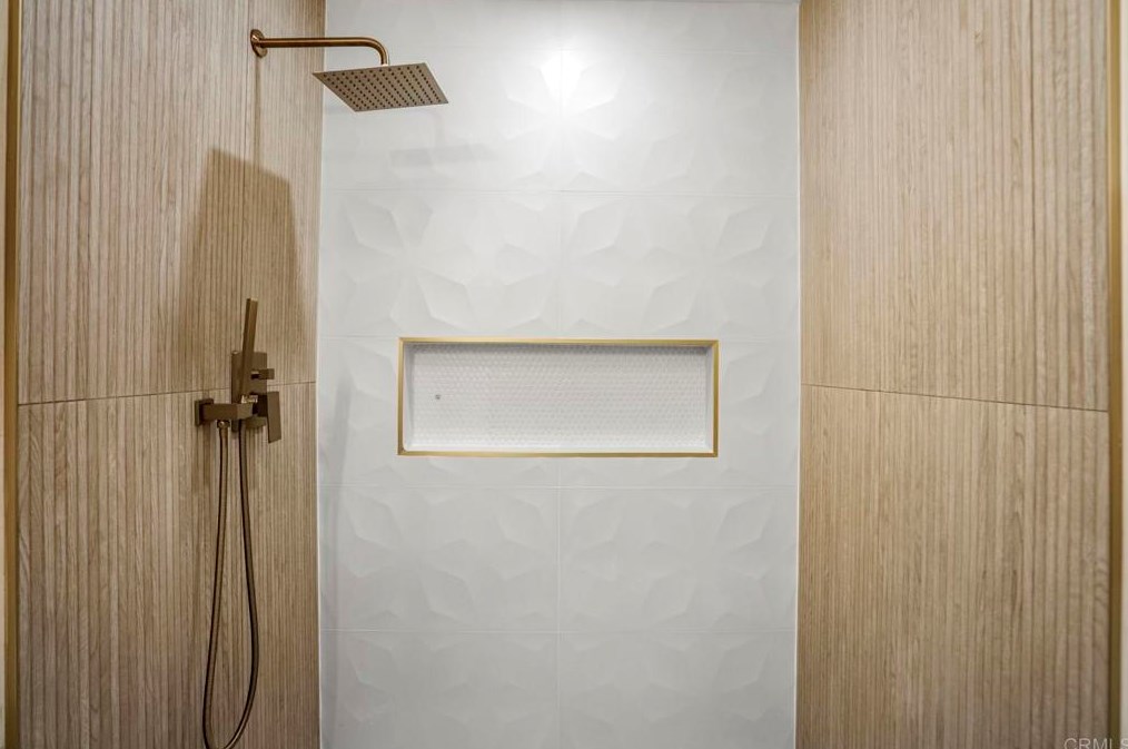 11303 Calle Jalapa, San Diego CA  92126-1215 exterior