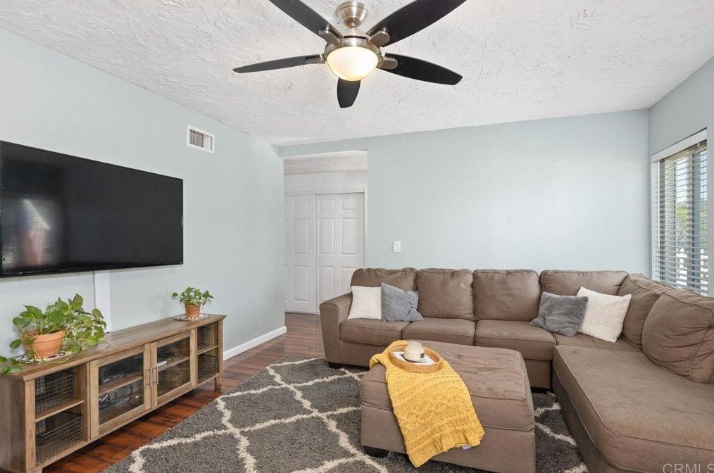 13250 Lakeview Rd, Lakeside CA  92040-4728 exterior