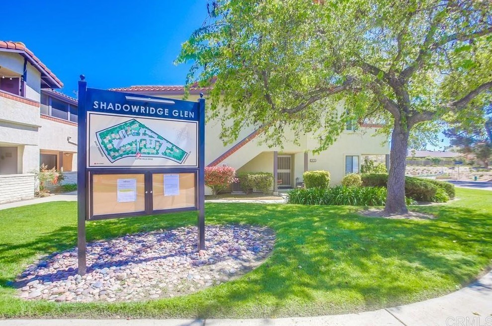 926 Lupine Hills Dr, Vista CA  92081-5300 exterior