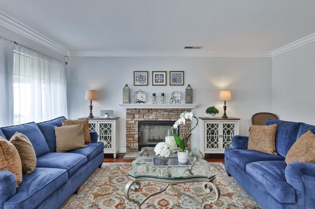 1252 Indian Creek Dr, Chula Vista CA  91915-2258 exterior