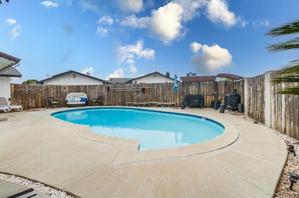 821 Date Ave, Chula Vista CA  91911-1111 exterior