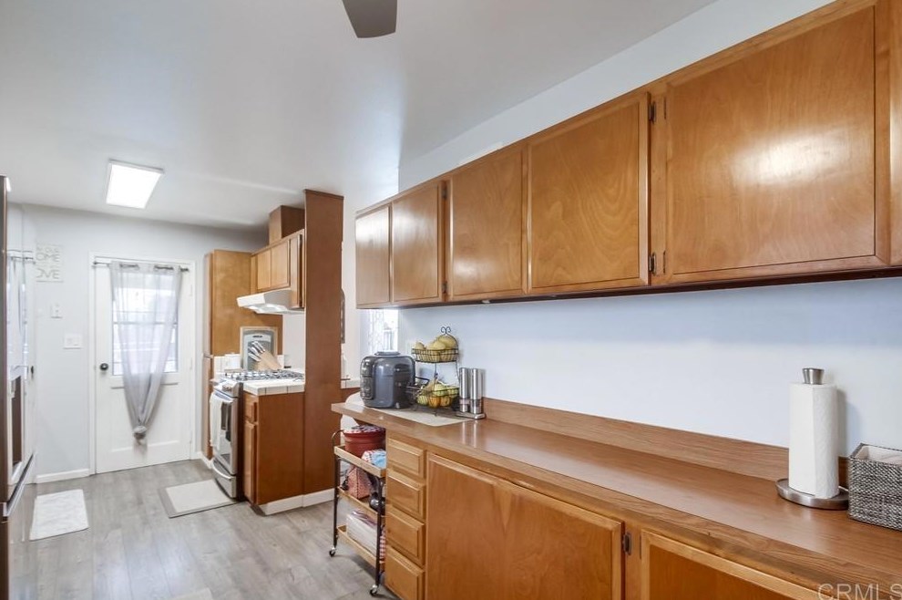 821 Date Ave, Chula Vista CA  91911-1111 exterior