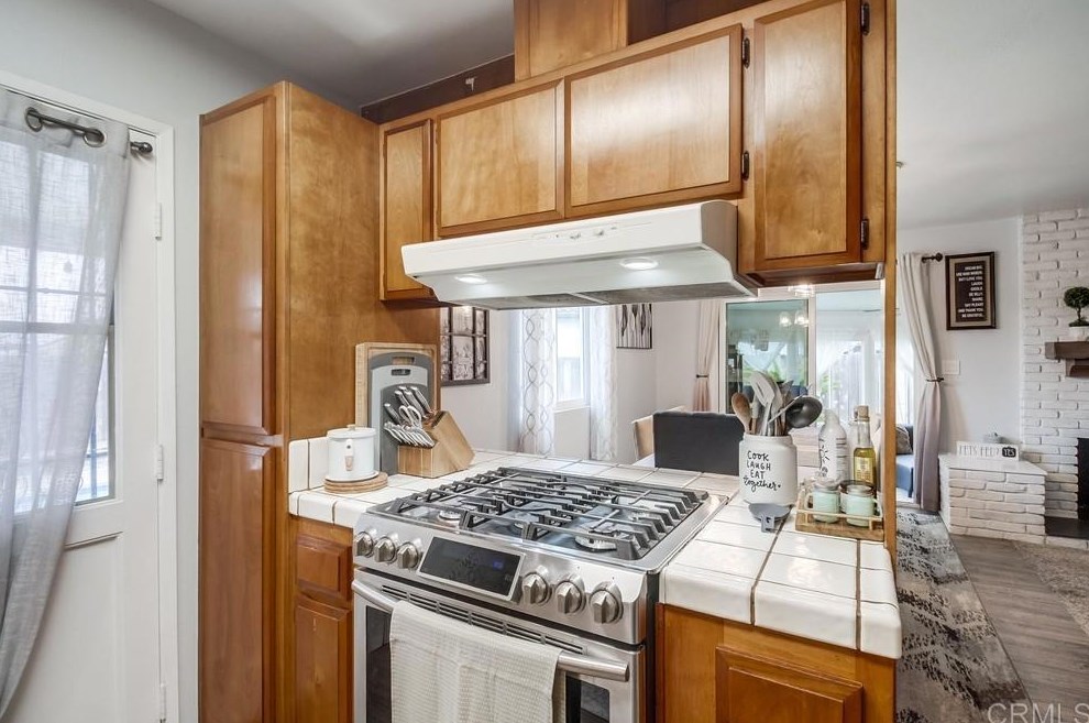 821 Date Ave, Chula Vista CA  91911-1111 exterior