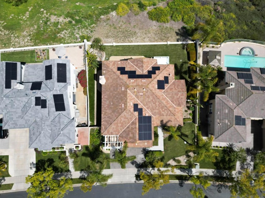 1129 Augusta Pl, Chula Vista CA  91915-1203 exterior