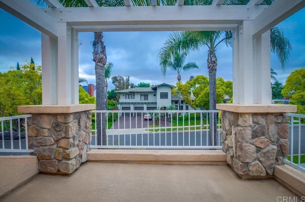 1129 Augusta Pl, Chula Vista CA  91915-1203 exterior