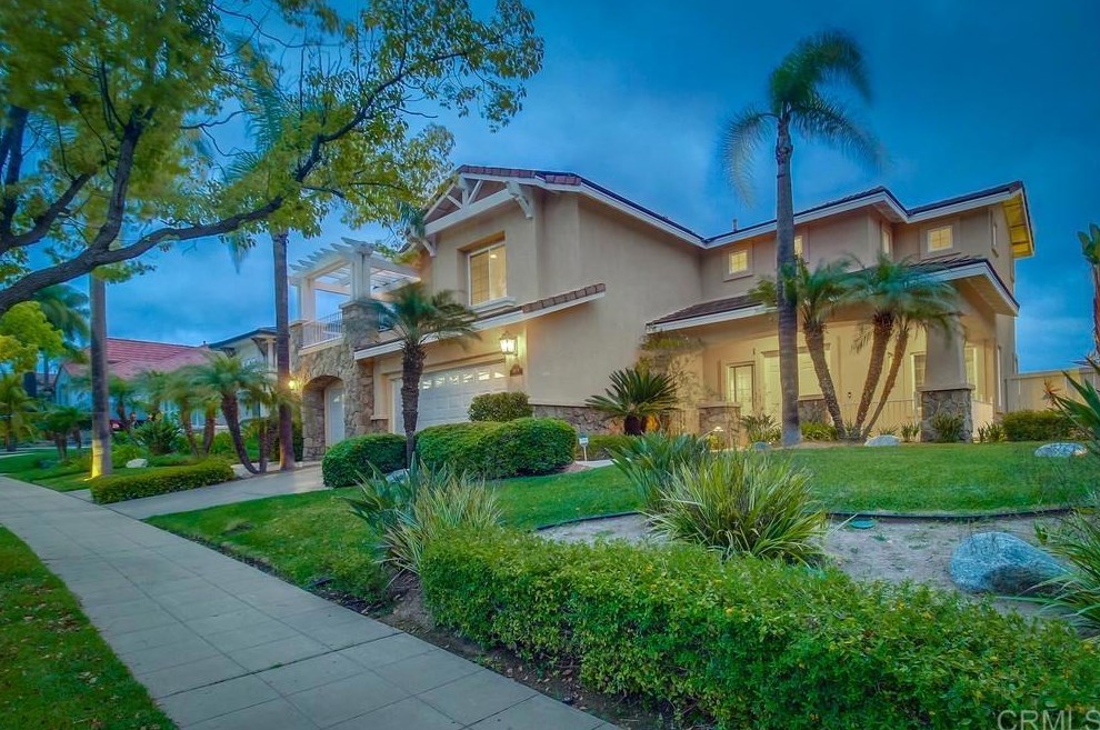 1129 Augusta Pl, Chula Vista CA  91915-1203 exterior