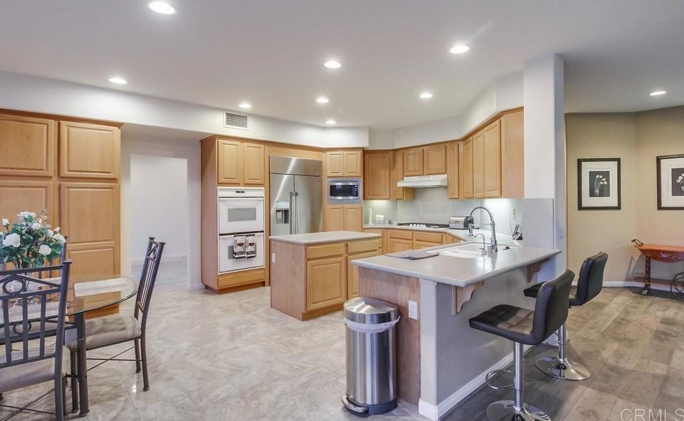 1129 Augusta Pl, Chula Vista CA  91915-1203 exterior
