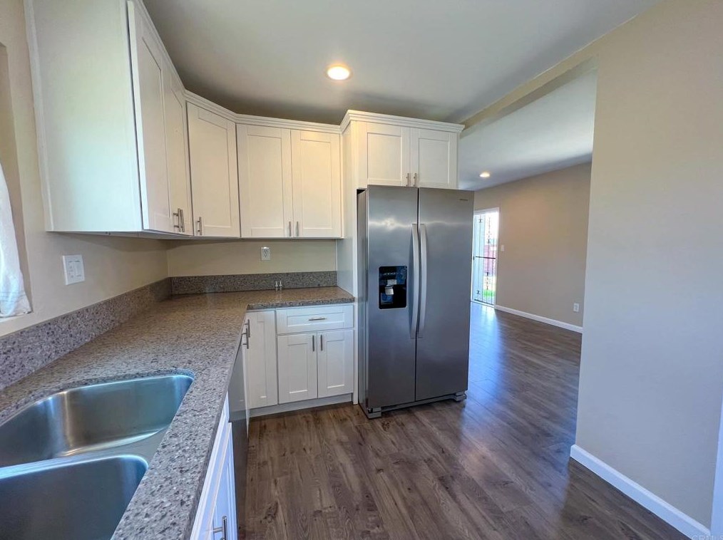 5114 Logan Ave, San Diego CA  92114-6221 exterior
