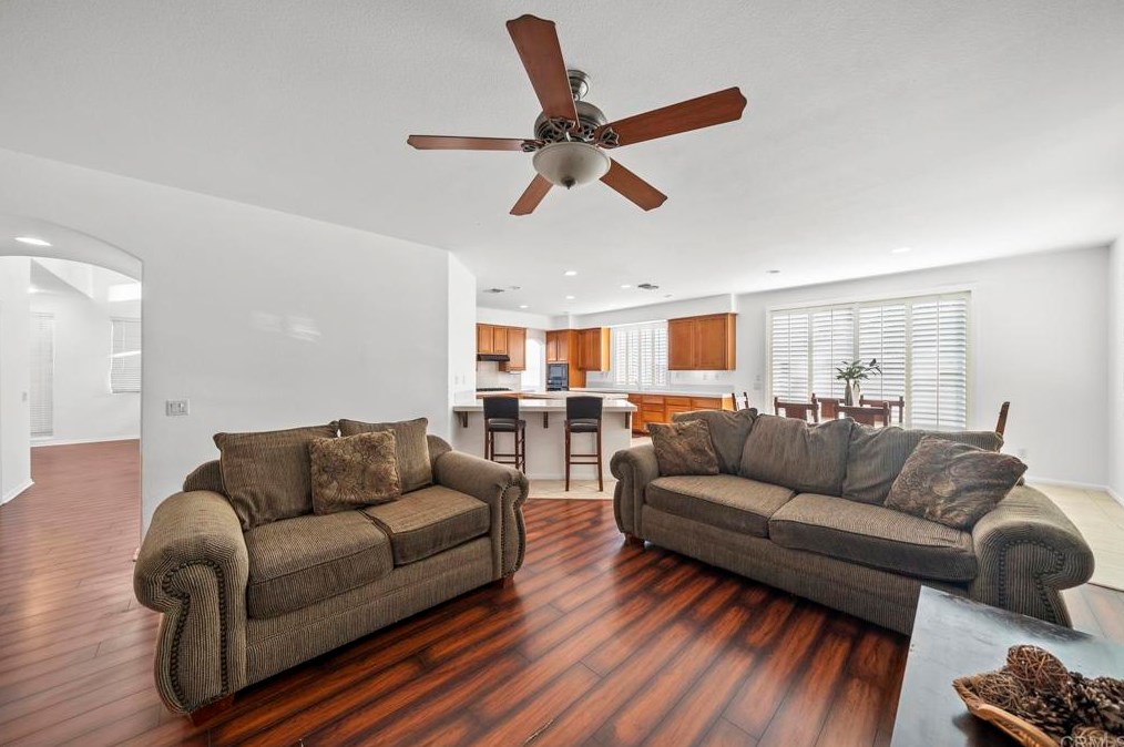 544 Rocking Horse Dr, Chula Vista CA  91914-4154 exterior