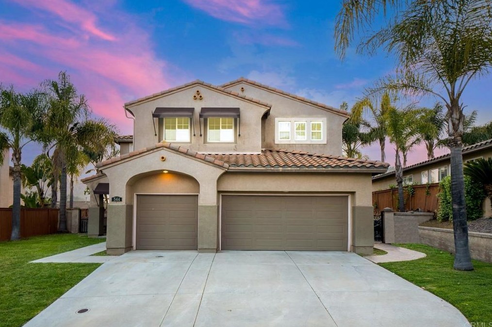 544 Rocking Horse Dr, Chula Vista CA  91914-4154 exterior
