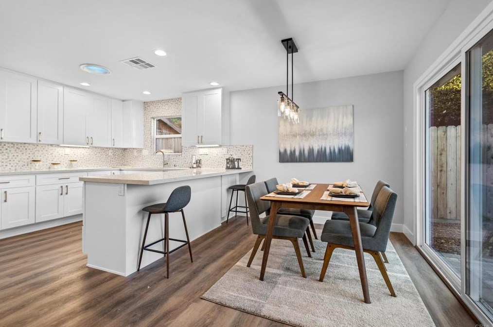 3654 Budd St, San Diego CA 92111-4334 exterior