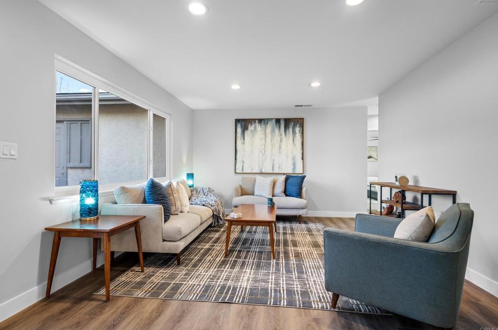 3654 Budd St, San Diego CA 92111-4334 exterior