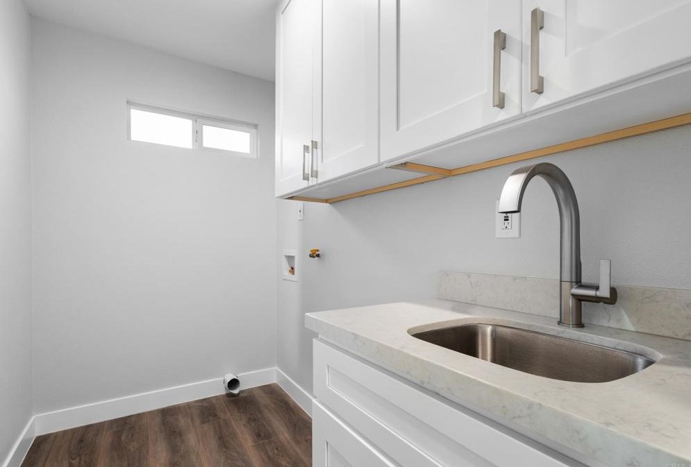 3654 Budd St, San Diego CA 92111-4334 exterior