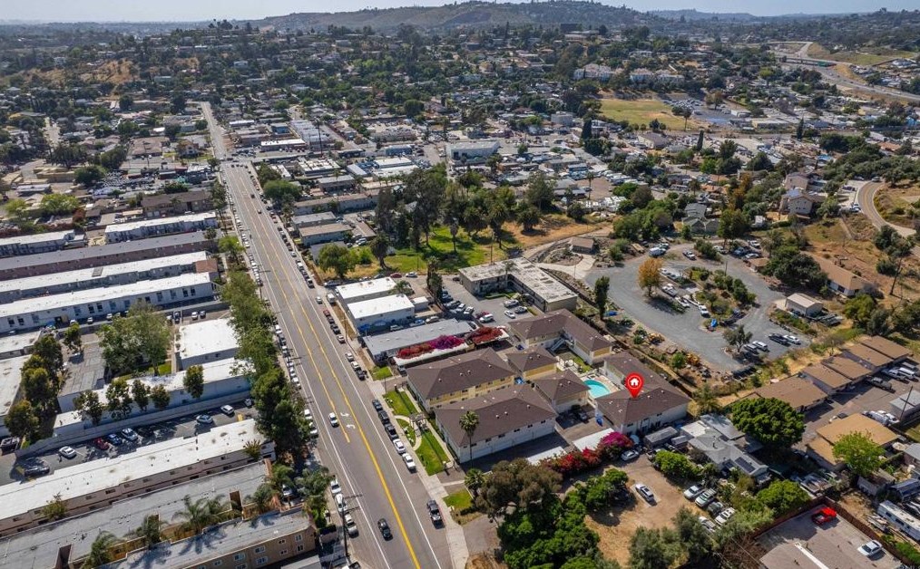 9220 Kenwood Dr, Spring Valley CA  91977-2337 exterior