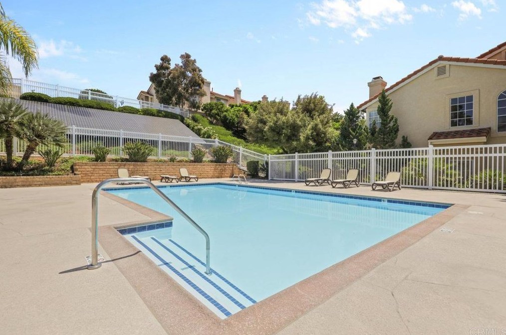 10955 Creekbridge Pl, San Diego CA 92128-5106 exterior