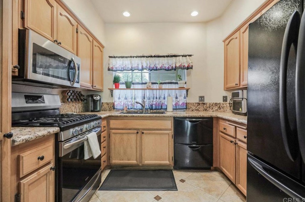 10955 Creekbridge Pl, San Diego CA 92128-5106 exterior