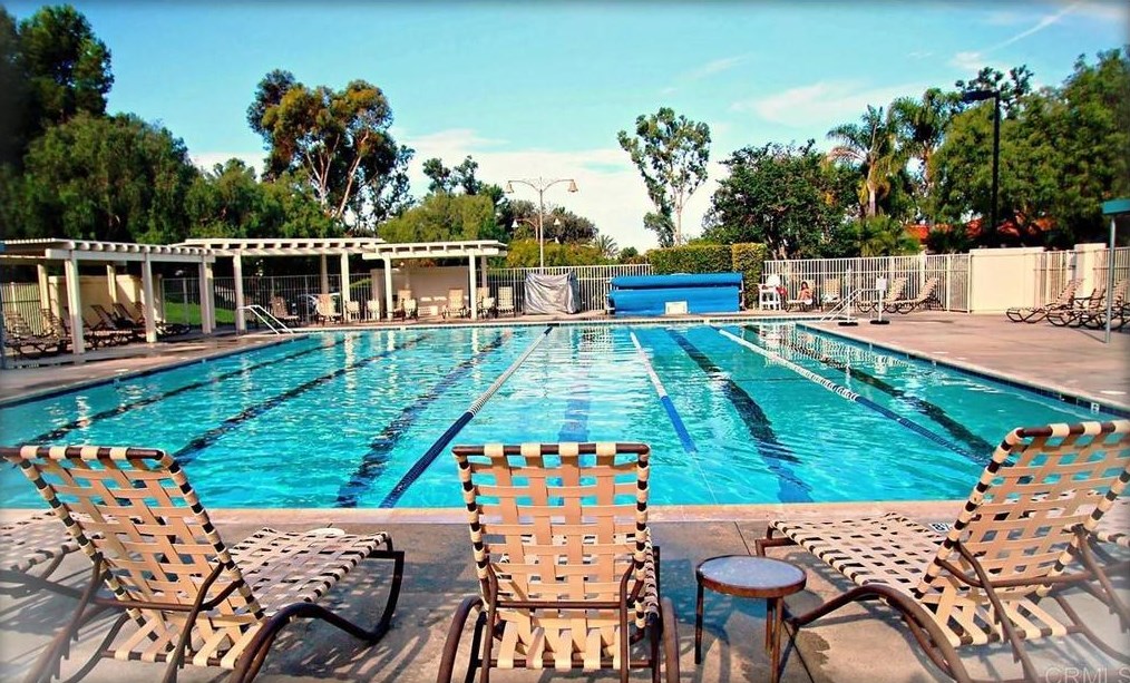 15883 Avenida Lamego, San Diego CA 92128-3150 exterior