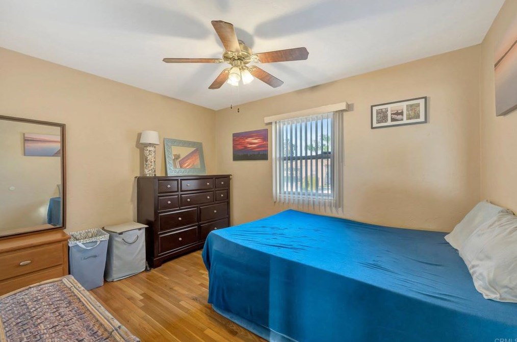 4966 68th St, San Diego CA  92115-1703 exterior