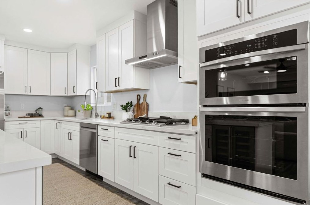 4542 Palm Ave, La Mesa CA  91941-5586 exterior