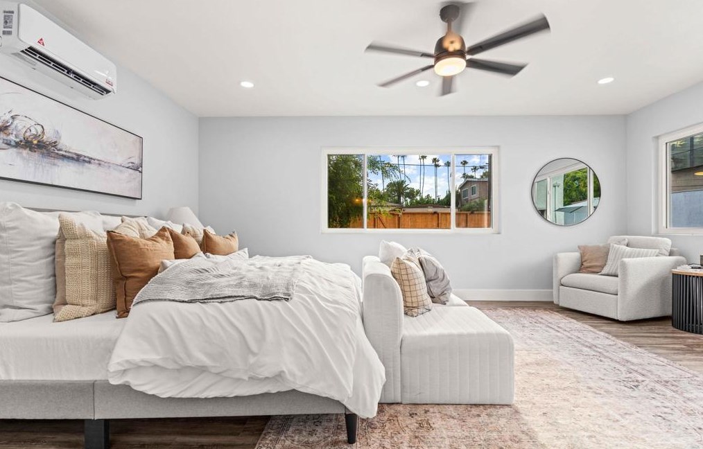 4542 Palm Ave, La Mesa CA  91941-5586 exterior