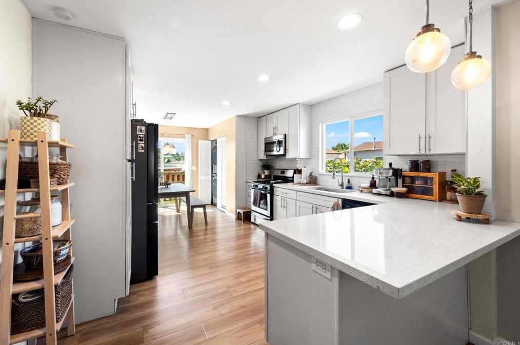 816 42nd St, San Diego CA  92102-3531 exterior