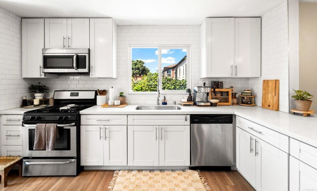 816 42nd St, San Diego CA  92102-3531 exterior