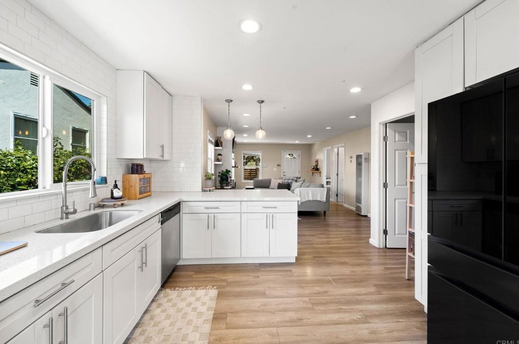 816 42nd St, San Diego CA  92102-3531 exterior