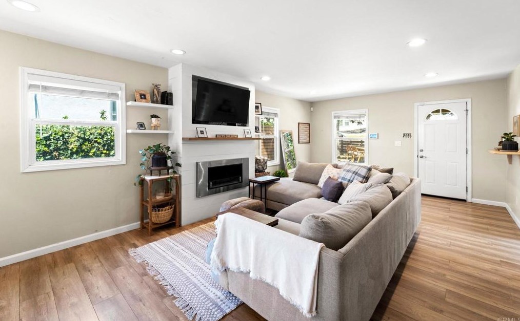 816 42nd St, San Diego CA  92102-3531 exterior