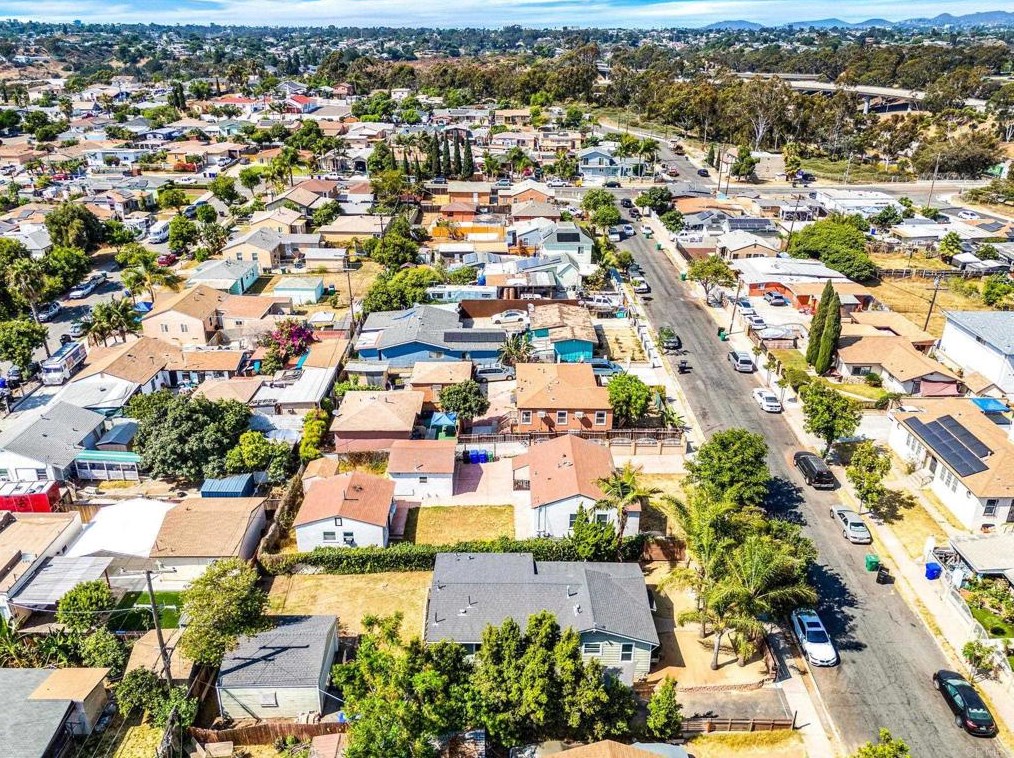 816 42nd St, San Diego CA  92102-3531 exterior