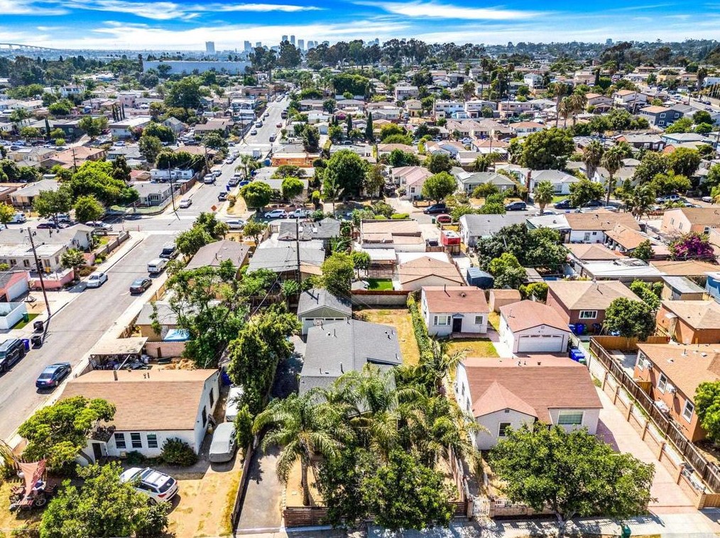 816 42nd St, San Diego CA  92102-3531 exterior