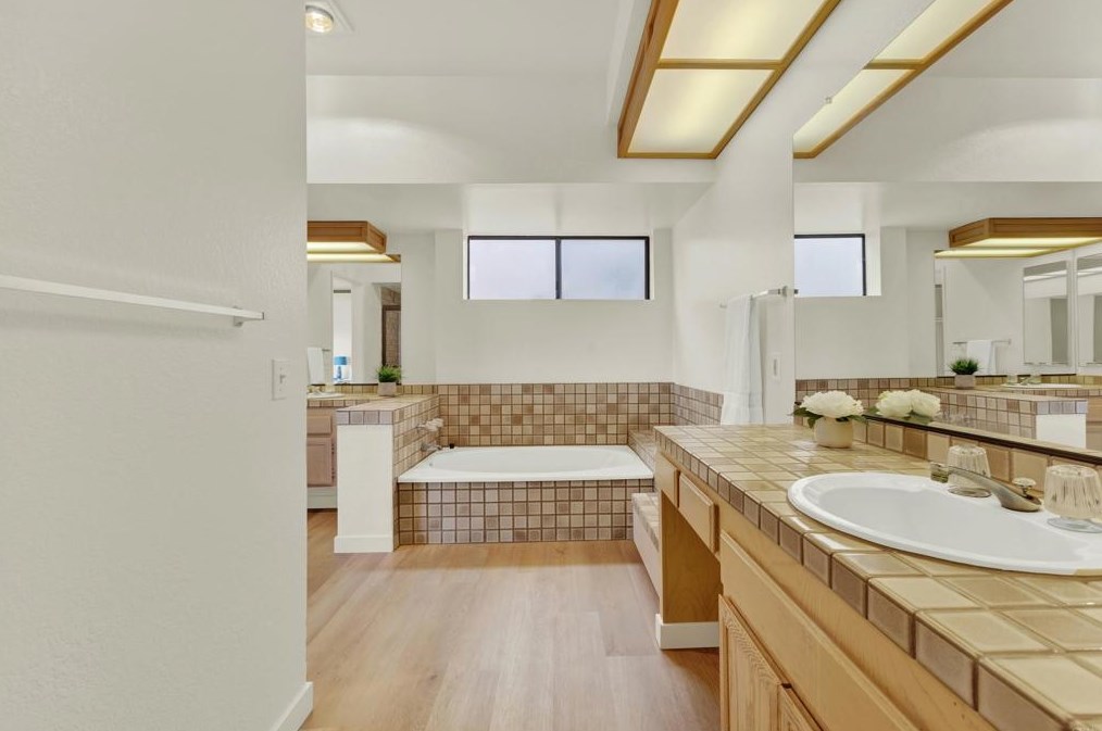 6150 Caminito Sacate, San Diego CA 92120-3155 exterior