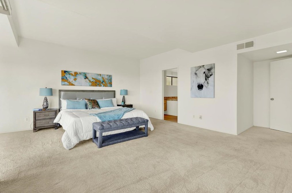 6150 Caminito Sacate, San Diego CA 92120-3155 exterior