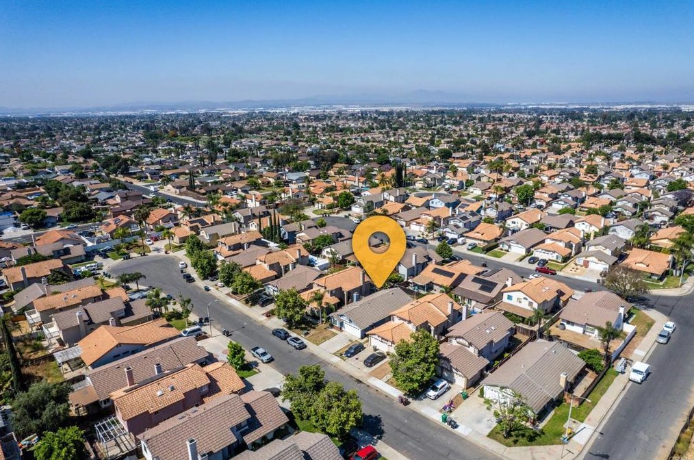 14155 Montego Bay Dr, Moreno Valley CA 92553-2906 exterior