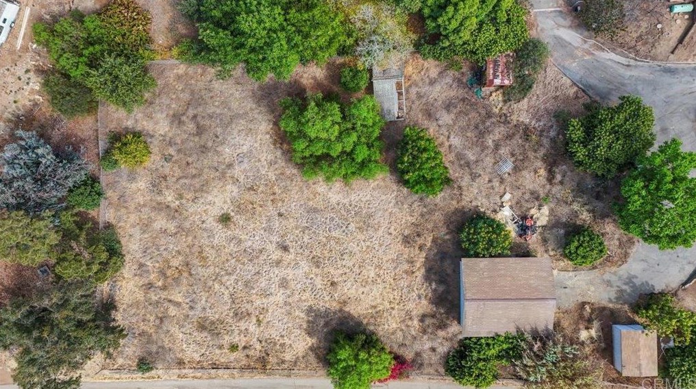 2446 Vista Way, Vista CA 92083-6228 exterior