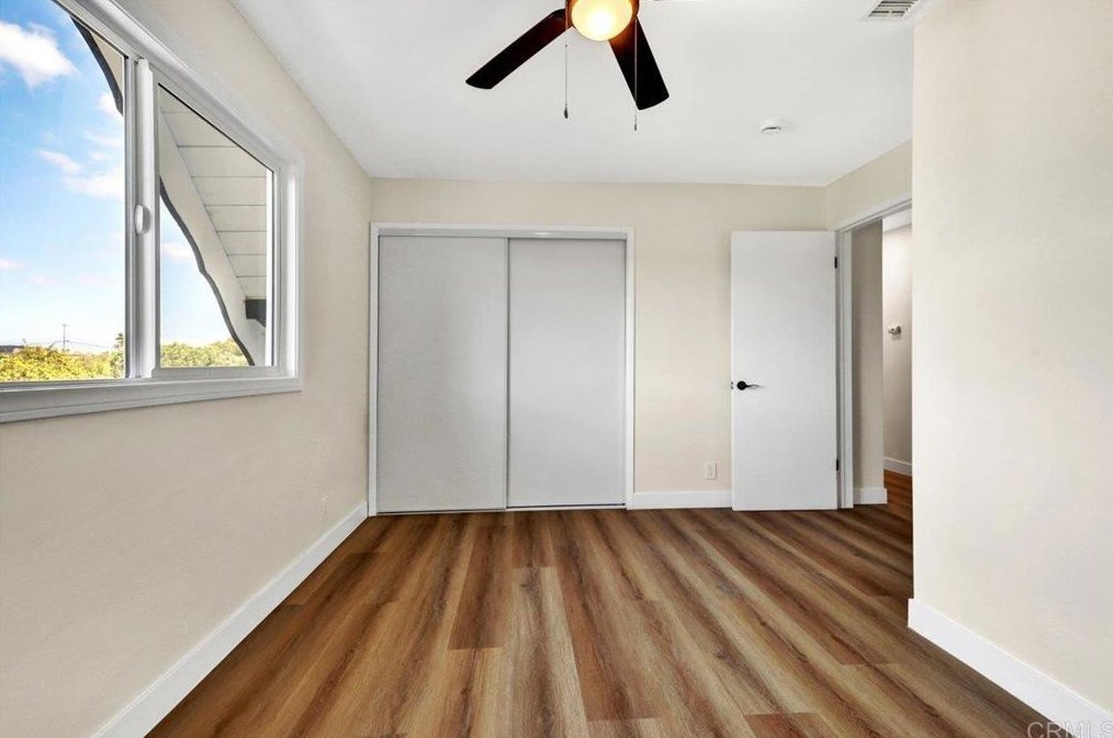 2446 Vista Way, Vista CA 92083-6228 exterior