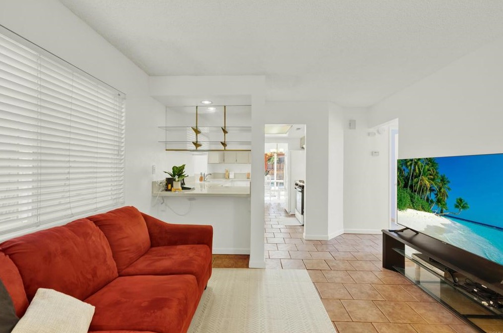 11855 Avenida Marcella, El Cajon CA 92019-4045 exterior