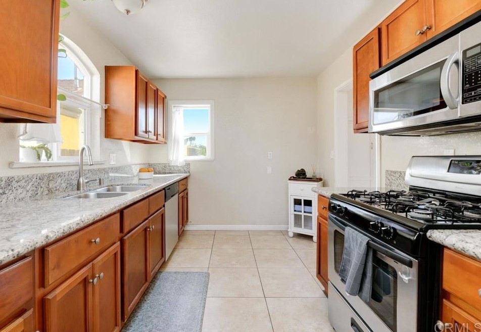 564 St, Chula Vista CA  91910-2377 exterior