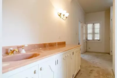 210 Cedro, Solana Beach, CA 22870 - Photo 13