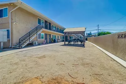 757 Grand Avenue, Spring Valley, CA 91977 - Photo 5