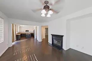 6048 Oak Fence Ln, Lancaster, CA 93536 - Photo 9