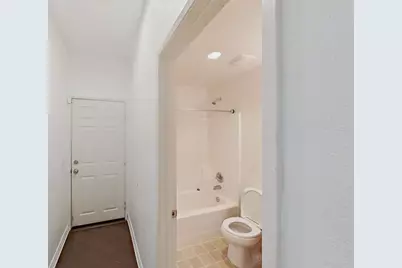 6048 Oak Fence Lane, Lancaster, CA 93536 - Photo 11