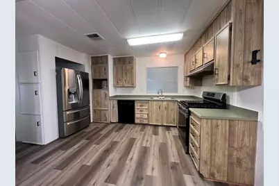 575 S Lyon Avenue #155, Hemet, CA 92543 - Photo 3