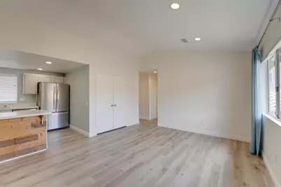 1354 Palomar Place, Vista, CA 92084 - Photo 9