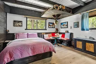 1082 Mountain Canary Dr, South Lake Tahoe, CA 96150 - Photo 17